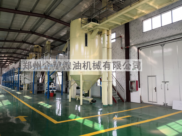 油脂精煉成套設(shè)備,企鵝糧油機(jī)械 品質(zhì)優(yōu)良+技術(shù)成熟(圖3) 油脂精煉成套設(shè)備,企鵝糧油機(jī)械 品質(zhì)優(yōu)良+技術(shù)成熟(圖3)
